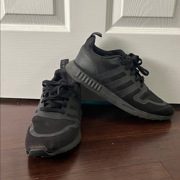 Men’s Adidas Original Multix Shoes - Picture 1 of 5